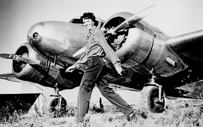 APG 124 – Amelia Earhart Circumnavigation, Harrier Lands without Nose Gear