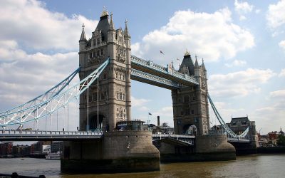 An Avon over the Thames